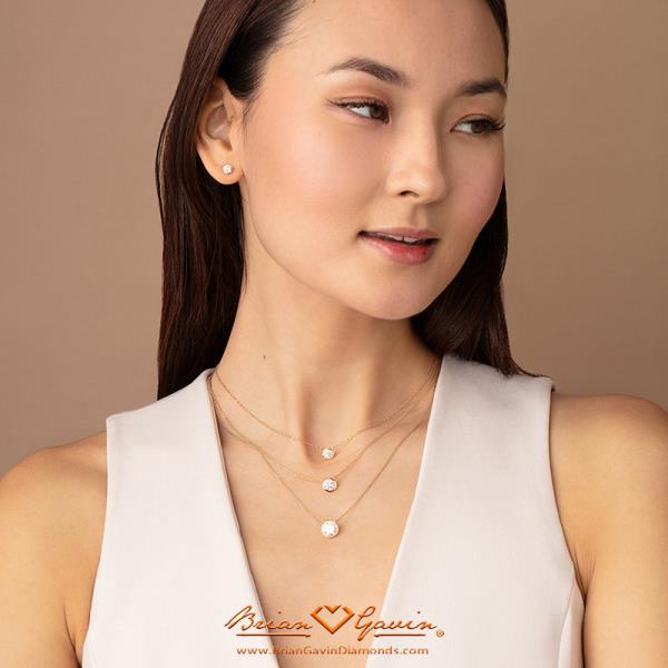 Ready To Ship: Preset Natural Round Diamond Bezel Solitaire Pendant