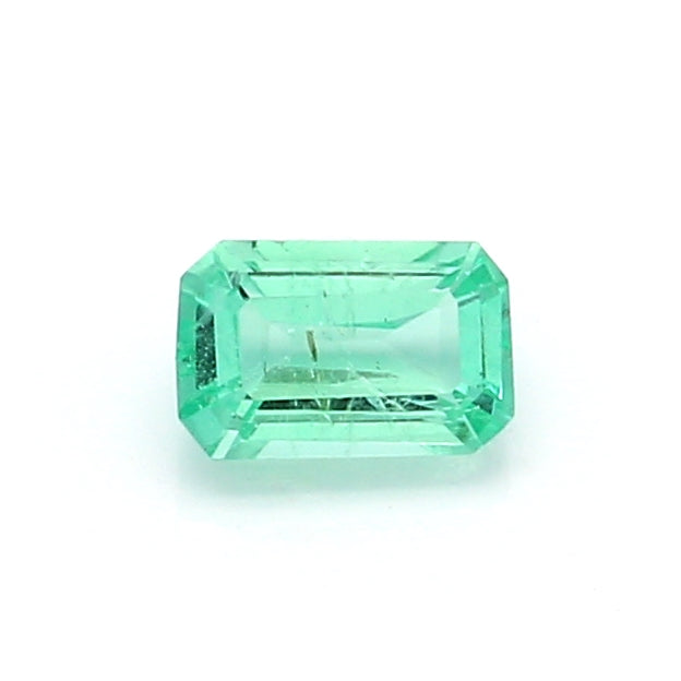 0.43 VI1 Octagon Green Emerald