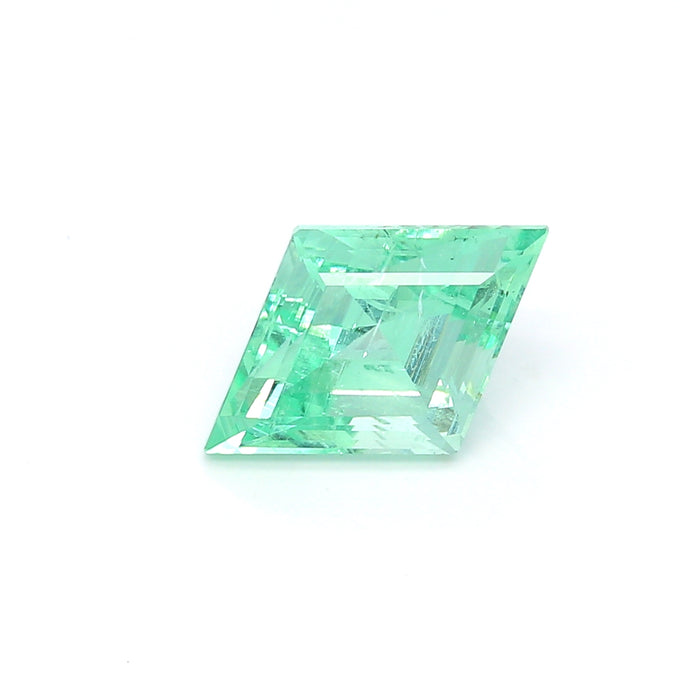 2.47 VI1 Trapezoid Green Emerald